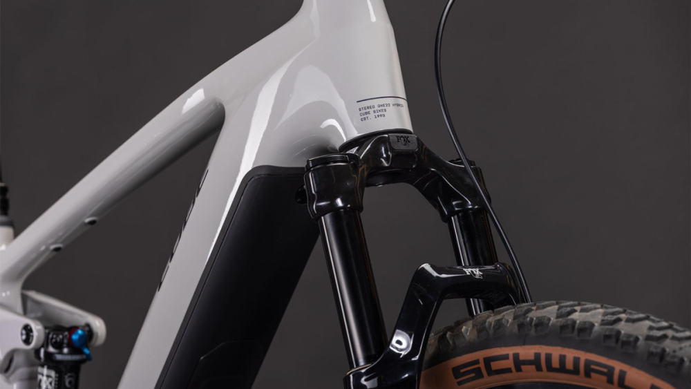 CUBE STEREO HYBRID ONE22